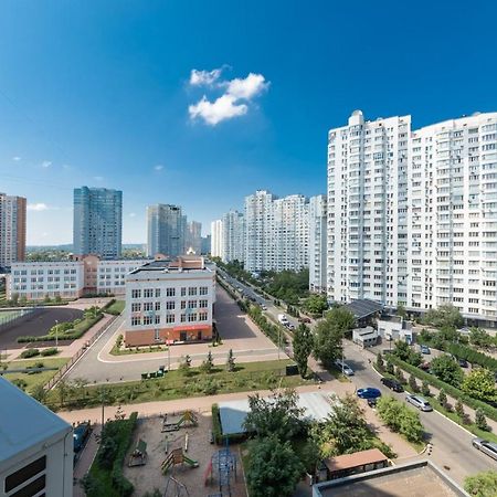 Большая 3 Комнатная На Осокорках Гмирі 2 Kiev Eksteriør billede